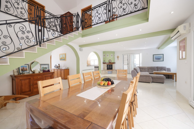 Interior, Villa Anna - Official site DRAGE